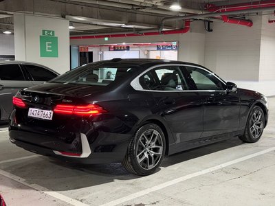 صورة 4 لـ 2025 BMW 5 SERIES