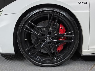 AUDI R8 - 6