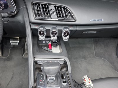 2019 AUDI R8 — миниатюра 23