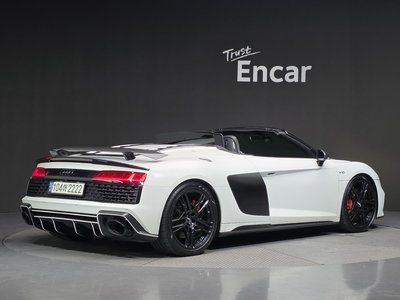 AUDI R8 - 4