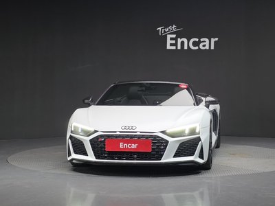 AUDI R8 - 2