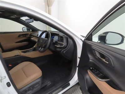 TOYOTA CROWN SPORT - 10