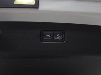 2021 Genesis GV70 — миниатюра 31