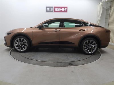 TOYOTA CROWN CROSSOVER - 9