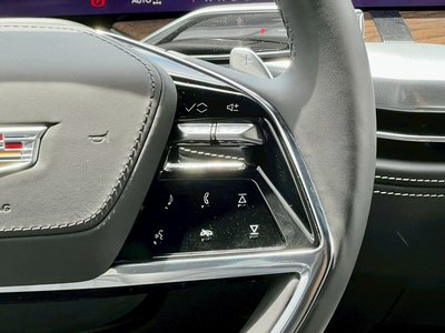 صورة مصغرة 41 لـ 2025 Cadillac ESCALADE