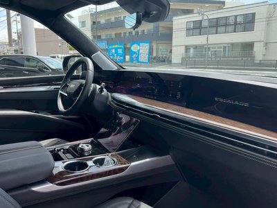 صورة مصغرة 23 لـ 2025 Cadillac ESCALADE