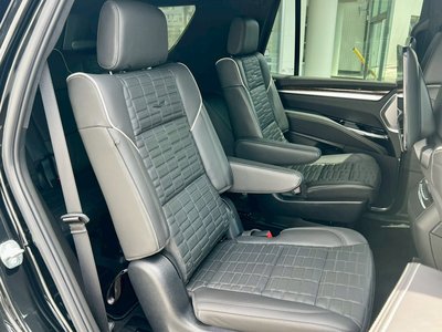 صورة مصغرة 24 لـ 2025 Cadillac ESCALADE