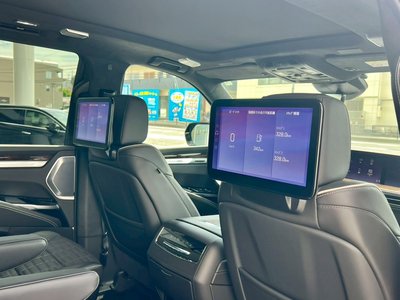 صورة مصغرة 25 لـ 2025 Cadillac ESCALADE