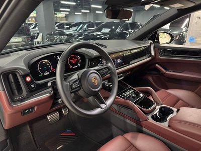 PORSCHE CAYENNE - 3