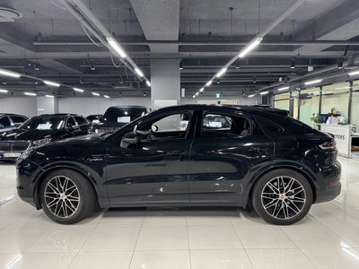 PORSCHE CAYENNE - 4