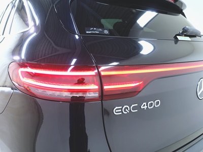 MERCEDES-BENZ EQC - 5