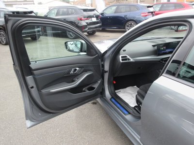 2025 BMW 3 SERIES 缩略图 34