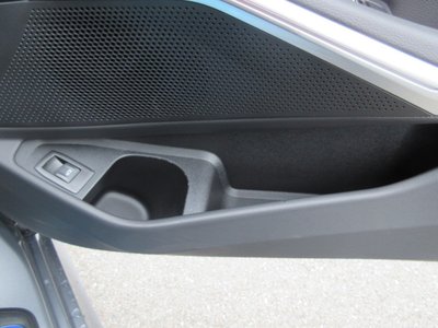 2025 BMW 3 SERIES 缩略图 61