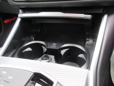 2025 BMW 3 SERIES 缩略图 44