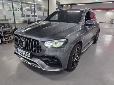 صورة 1 لـ 2023 Mercedes-BENZ GLE