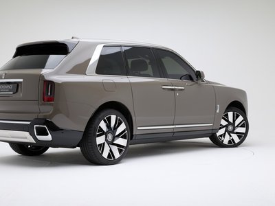 ROLLS-ROYCE CULLINAN - 4