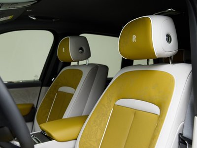 ROLLS-ROYCE CULLINAN - 10