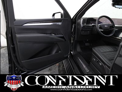 صورة مصغرة 19 لـ 2025 Cadillac ESCALADE