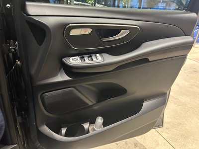 2021 Mercedes-BENZ V-CLASS — миниатюра 17