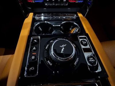 صورة مصغرة 13 لـ 2025 ROLLS-ROYCE CULLINAN