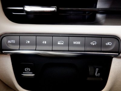 صورة مصغرة 35 لـ 2021 Cadillac ESCALADE