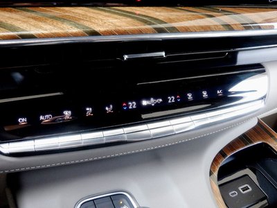 صورة مصغرة 34 لـ 2021 Cadillac ESCALADE
