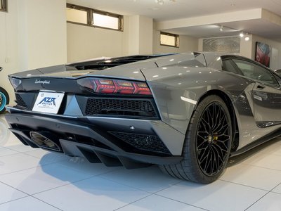 صورة مصغرة 12 لـ 2016 Lamborghini AVENTADOR