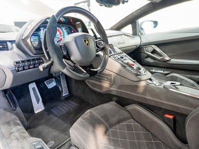 صورة مصغرة 16 لـ 2016 Lamborghini AVENTADOR