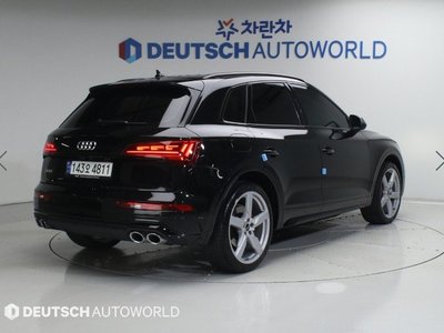 AUDI SQ5 - 5