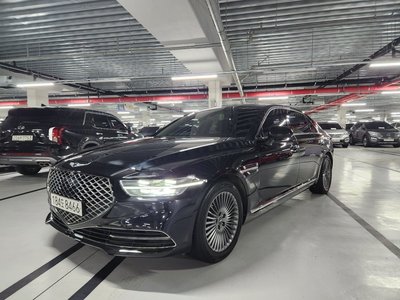 GENESIS G90 - 1
