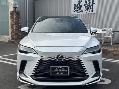 صورة 3 لـ 2024 Lexus RX