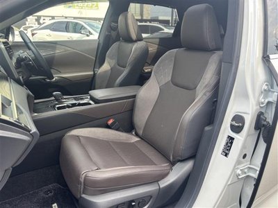 2024 Lexus RX thumbnail 26