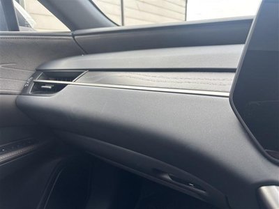 2024 Lexus RX thumbnail 16