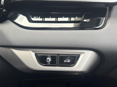 2024 Lexus RX thumbnail 18