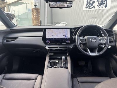 صورة 7 لـ 2024 Lexus RX