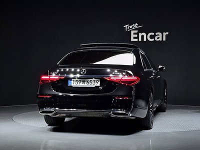 2025 MERCEDES-BENZ S-CLASS photo 4