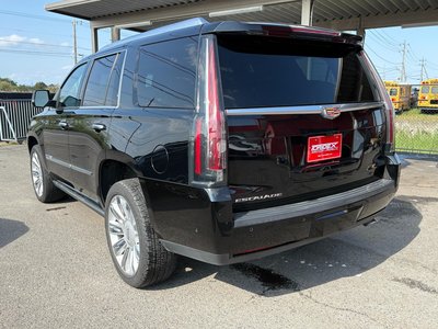 CADILLAC ESCALADE - 6