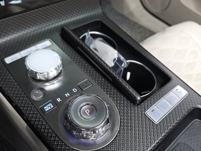 2024 Genesis G80 (RG3) thumbnail 12