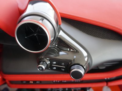 صورة 63 لـ 2020 Ferrari F8 SPIDER
