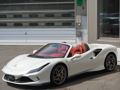 صورة 24 لـ 2020 Ferrari F8 SPIDER