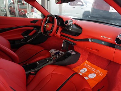 صورة 51 لـ 2020 Ferrari F8 SPIDER