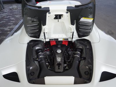 صورة 72 لـ 2020 Ferrari F8 SPIDER