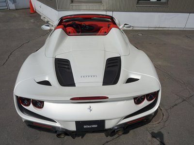 صورة 41 لـ 2020 Ferrari F8 SPIDER