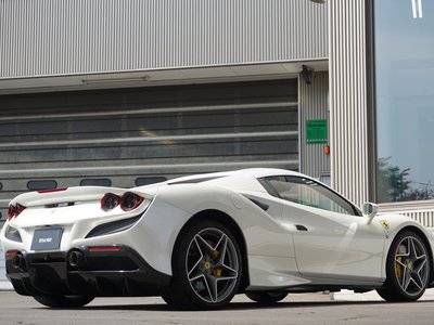 صورة 25 لـ 2020 Ferrari F8 SPIDER