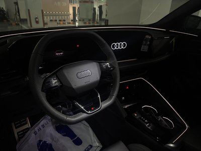 AUDI Q5 - 8