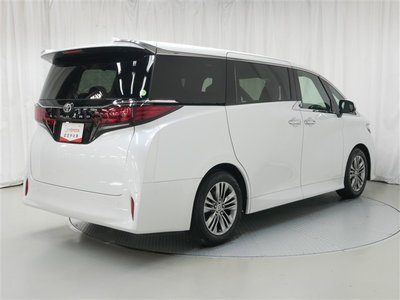 2023 Toyota ALPHARD — фото 3