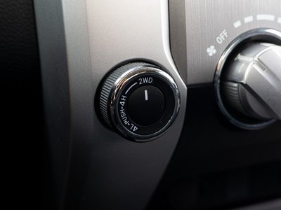 2014 Toyota TUNDRA 缩略图 60