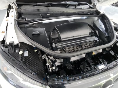 MERCEDES-BENZ EQE - 7