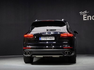 PORSCHE CAYENNE - 3