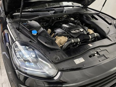 PORSCHE CAYENNE - 7